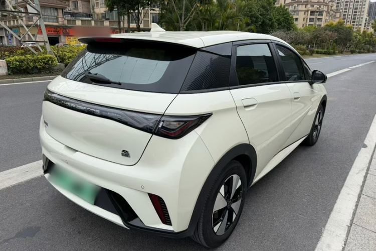 Used BYD Dolphin 2023 420 km Free Version
