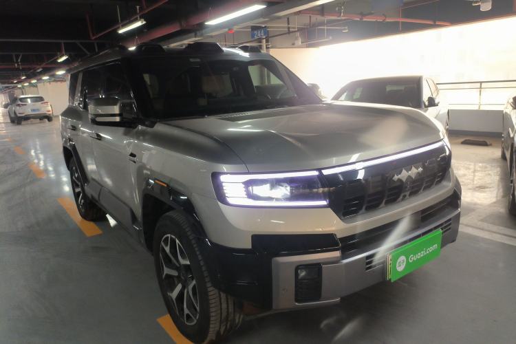 Used  Leopard 8 2025 Smart & Brave Flagship Edition 7 Seats
