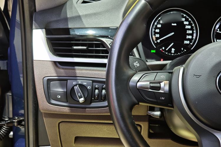 Used BMW X1 2022 sDrive25Li Leading Model
