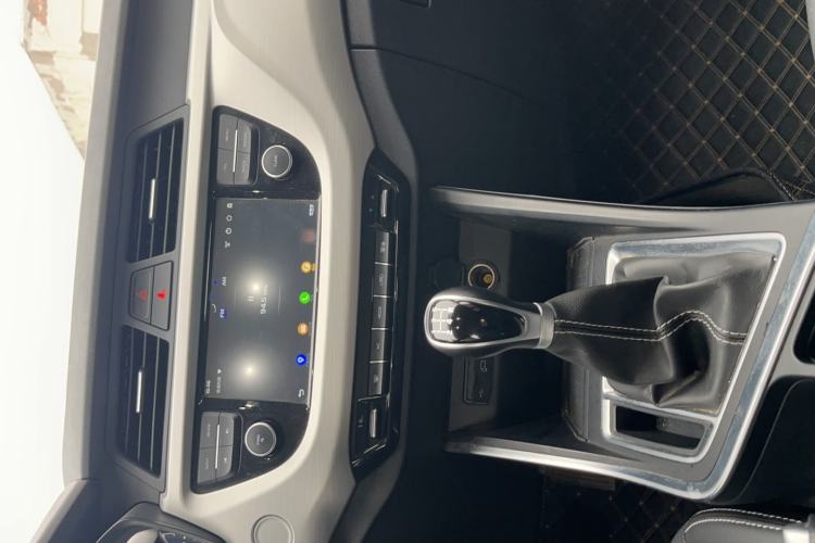 Used Geely Auto Vision X3 2019 Upgraded Model 1.5L Manual Elite Version
