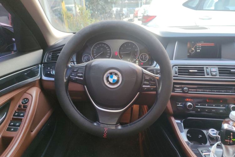 Used BMW 5 Series 2017 520Li Elegant Edition
