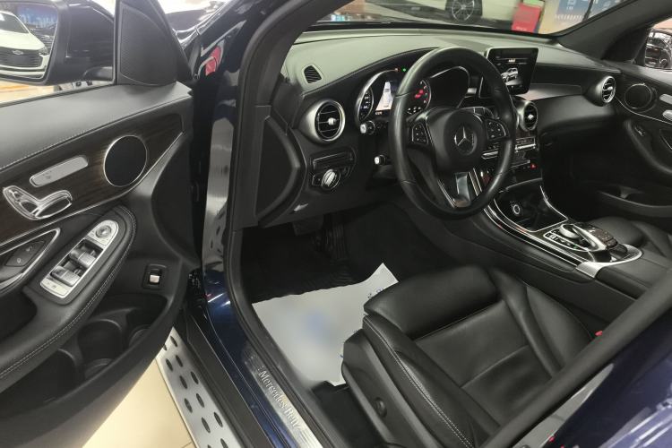 Used Mercedes-Benz GLC 2019 GLC 260 4MATIC Dynamic Edition
