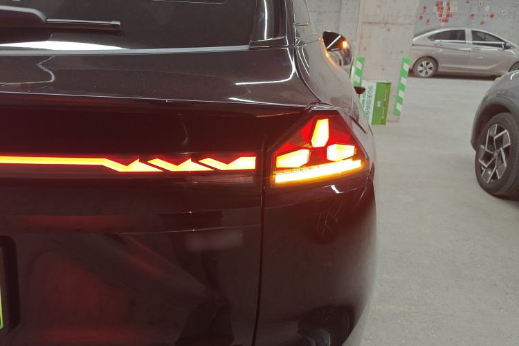 Used  S07 2025 520Max Huawei Qiankun Intelligent Driving ADS SE Pure-Electric Version