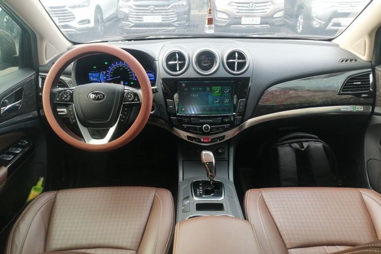 Used BYD S7 2016 2.0T Automatic Prestige Plus
