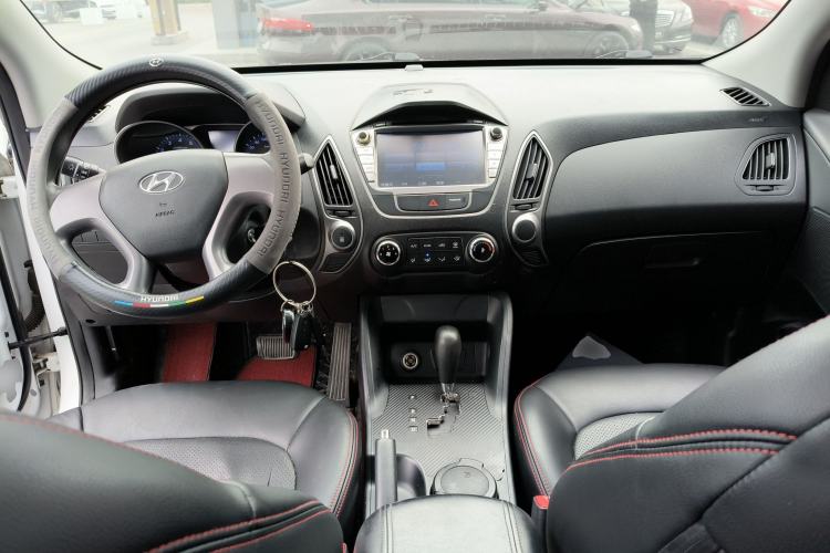 Used Hyundai ix35 2015 2.0L Automatic 2WD Comfort Edition China IV Standard