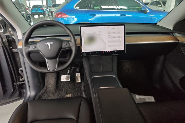 Used Tesla Model Y 2021 Long-Range All-Wheel-Drive Version