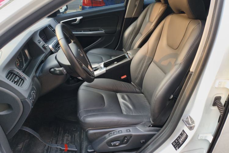 Used Volvo S60 2019 S60L Facelift T5 Intelligent Advanced Edition
