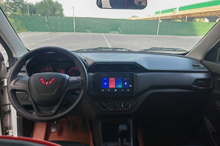 Used Wuling Hongguang 2021 1.5L Revised S Base Version with Electric Power Steering LAR
