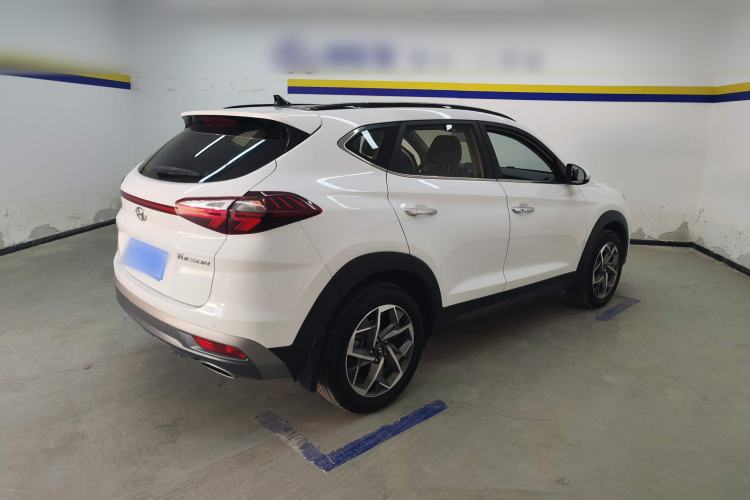 Used Hyundai Tucson 2020 280TGDi Two-Wheel-Drive GLS Fashion Edition China VI Standard
