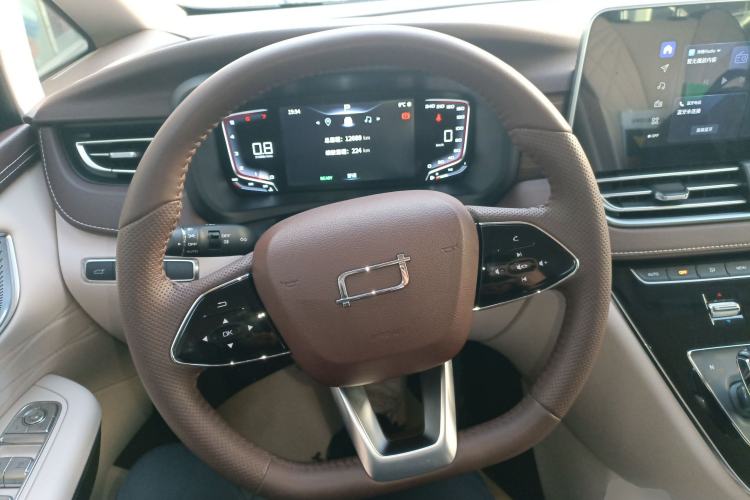 Used Bestune M9 2023 2.0T Ultimate Edition