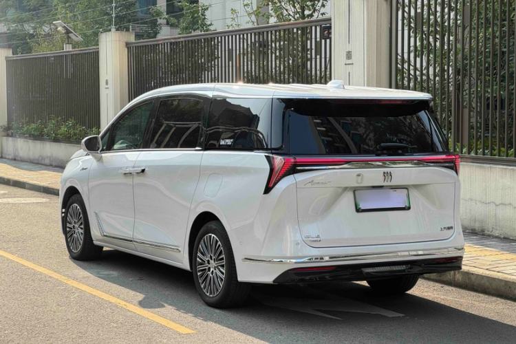 Used Buick GL8 New Energy 2024 Lu Zun Luxury Edition 7-Seater
