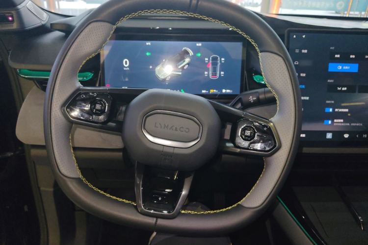 Used Lynk & Co 08 EM-P 2025 245km Ultra-Long Range Halo