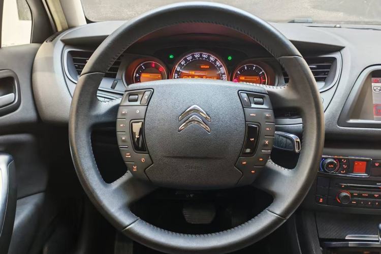 Used Citroen C5 2014 1.6T Automatic Luxury Model
