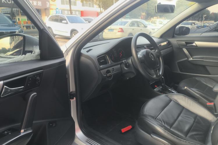 Used Volkswagen Lavida 2013 Revised Version 1.4 TSI DSG Comfort Edition