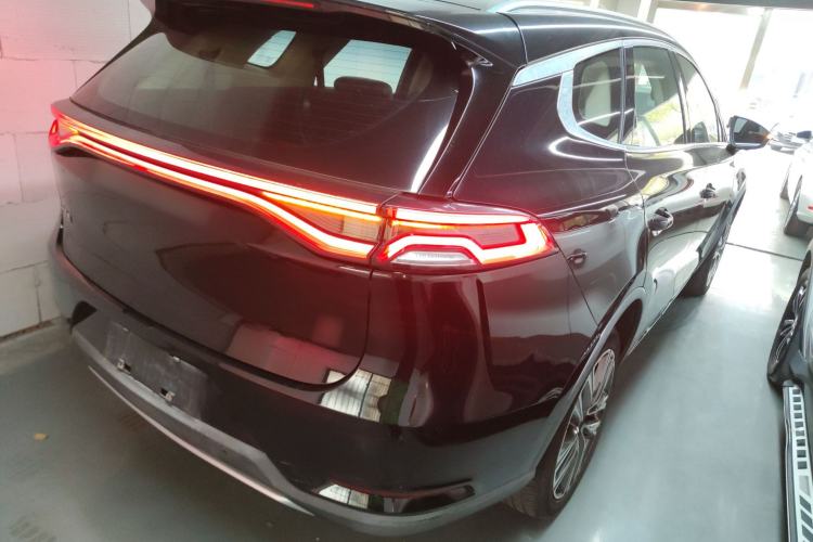 Used BYD Tang 2018 2.0T Automatic SmartConnect Prestige 7-Seater China V Standard
