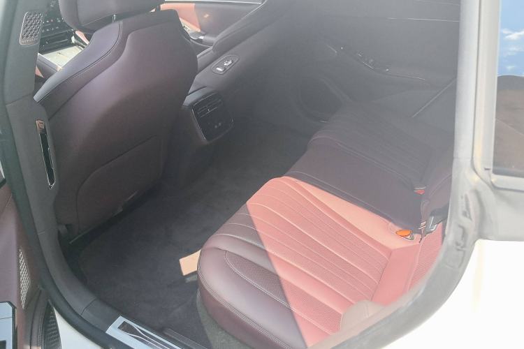 Used Denza Z9GT 2024 1100 Four-Wheel Drive Ultra Version
