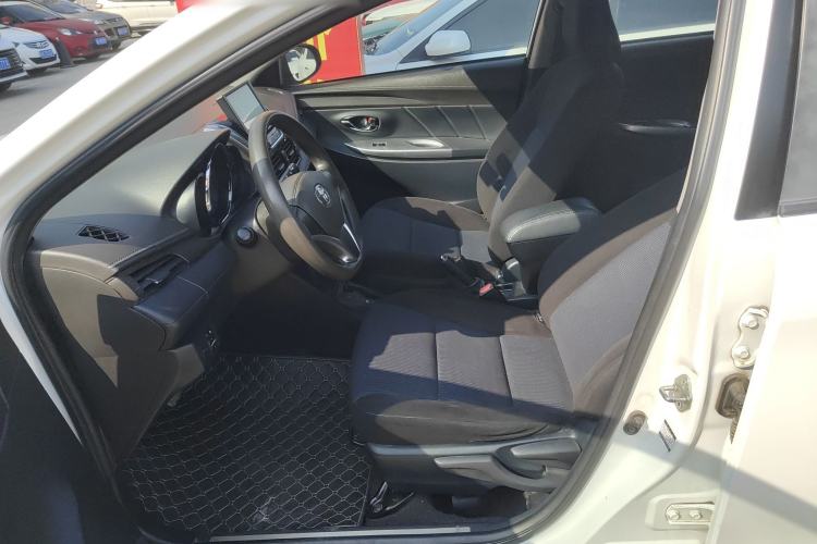 Used Toyota YARiS L Zhi Xian 2015 1.5E Automatic Charm Edition