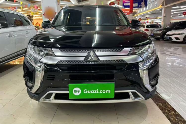 Used Mitsubishi Outlander 2019 2.0L Two-Wheel Drive Comfort Edition 5 Seats China VI Standard

