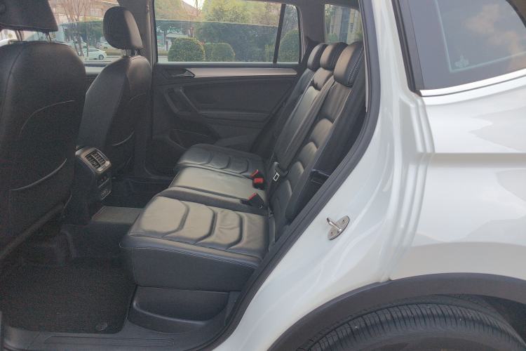 TDK.VehicleDetails.img