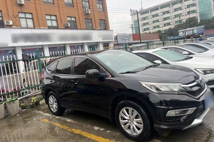 Used Honda CR-V 2015 2.0L two-wheel drive urban version
