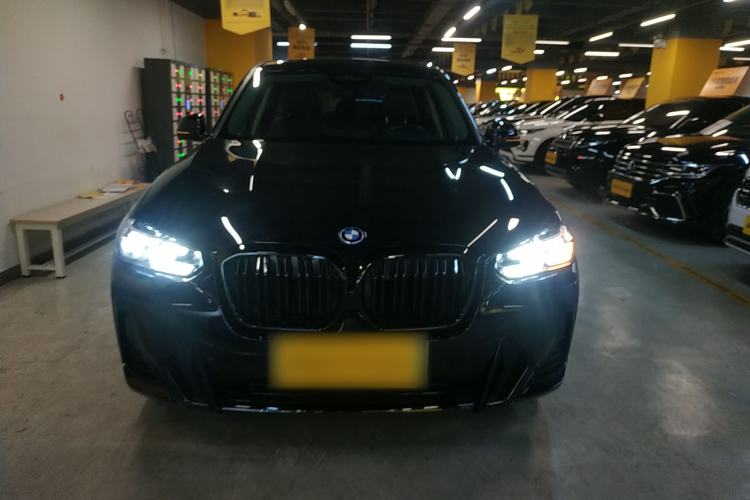 Used BMW iX3 2024 Leading Model