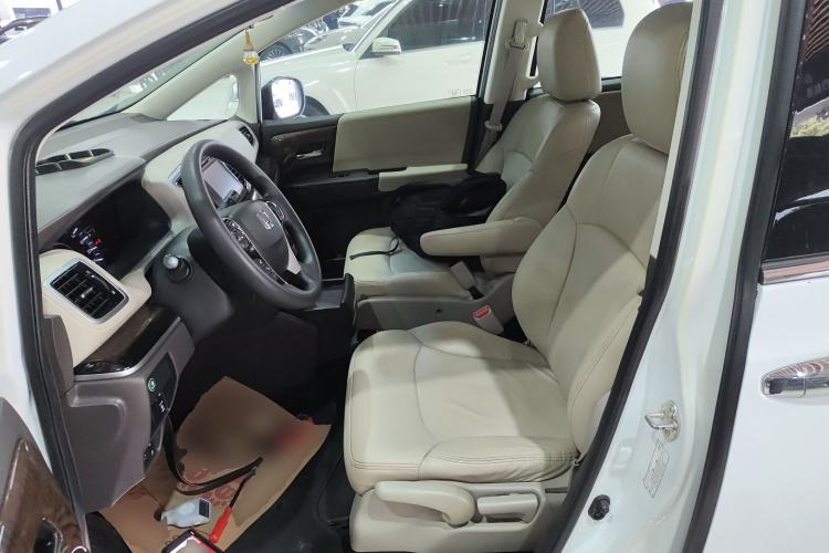 Used Honda Odyssey 2015 Revised Version 2.4L Comfort Edition