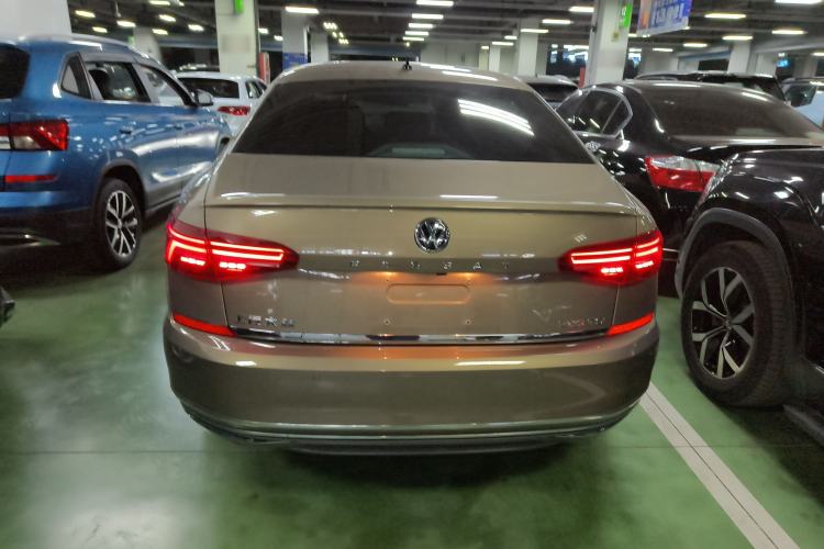 Used Volkswagen Passat 2019 380TSI Prestige Edition China VI Standard
