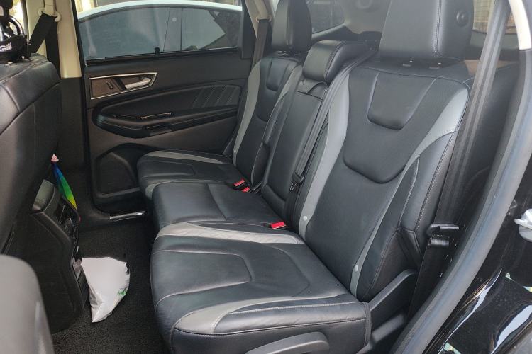 Used Ford Edge 2016 EcoBoost 330 V6 Four-Wheel Drive Sporty 7-Seater