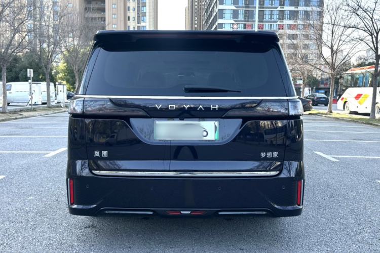 Used VOYAH Dream 2022 0-Emission Edition Dream+ Smart Range Package – 605 km
