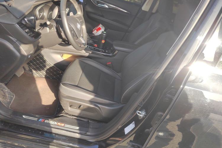 Used Buick Envision 2022 Encore Plus 652T Five-Seat Luxury Model
