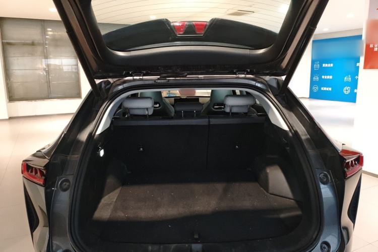 Used Changan UNI-Z New Energy 2024 Blue Whale Smart Electric iDD 125km Excellence Model
