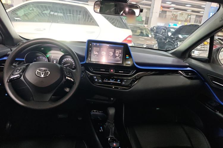 Used Toyota IZOA 2020 2.0L Enjoy Edition