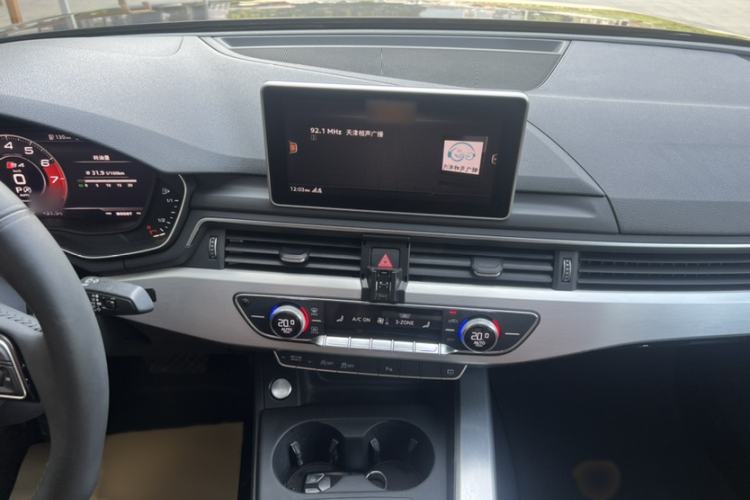 Used Audi A4L 2018 30th Anniversary Edition 40 TFSI Fashion Model