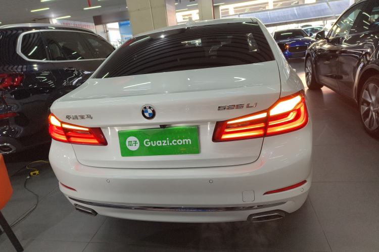 Used BMW 5 Series 2020 525Li Luxury Package