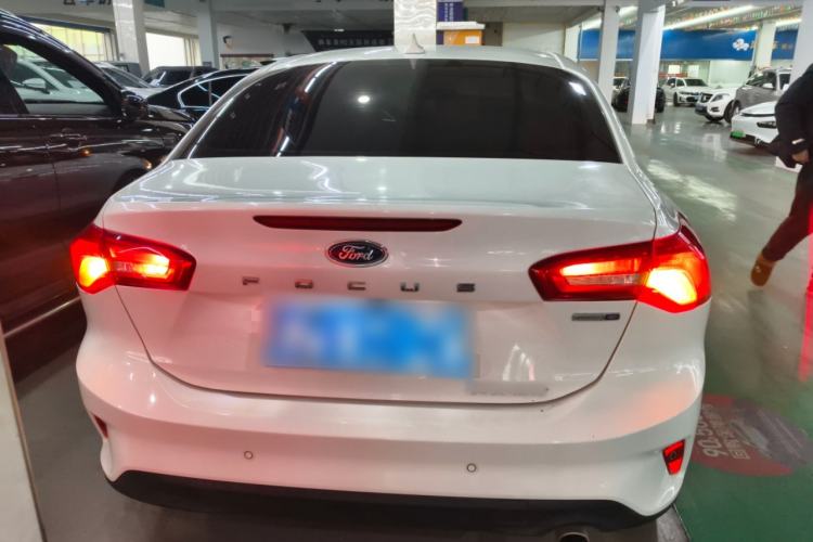 Used Ford Focus 2019 Sedan EcoBoost 180 Automatic Trend Edition