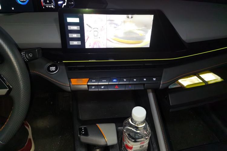 Used Changan UNI-V 2022 1.5T Prestige Version
