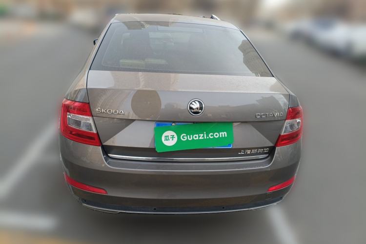 Used Skoda Octavia 2017 1.6L Automatic Smart Drive Edition