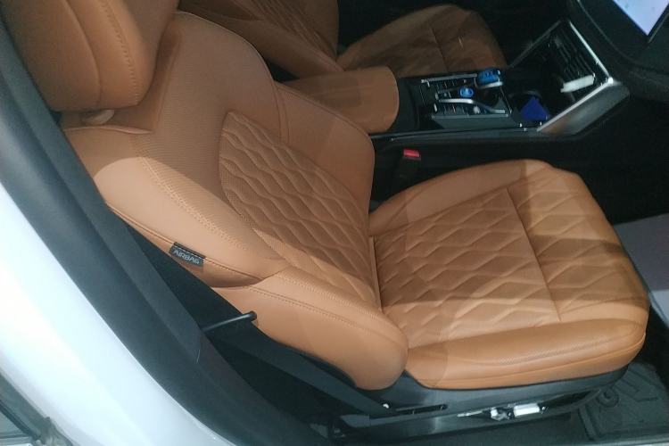 Used BYD Tang New Energy 2023 DM-i Champion Edition 112KM Prestige Model
