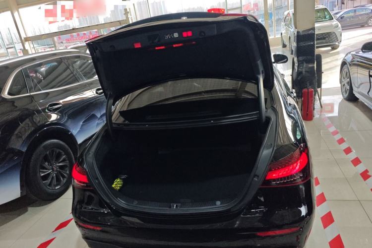 Used Mercedes-Benz E-Class 2023 Restyled E 300 L Sport Luxury Edition
