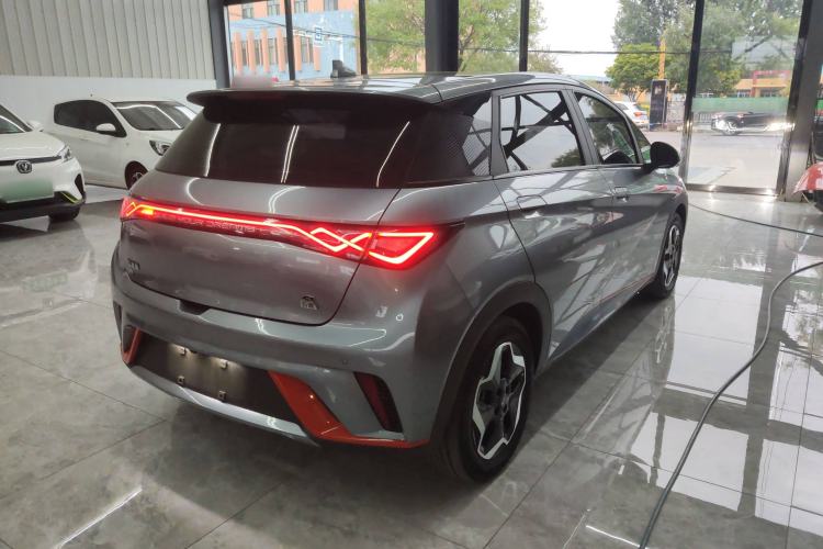 Used BYD Dolphin 2021 405 km Fashion Edition
