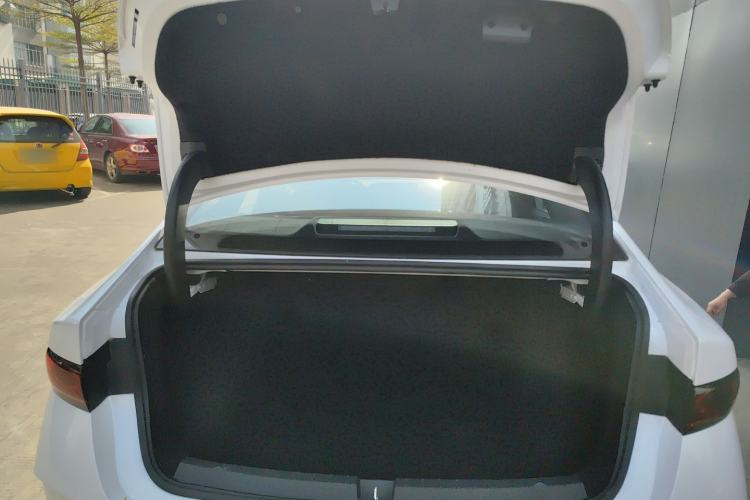 Used BYD Qin PLUS 2025 DM-i Smart Drive 120KM Superior Model