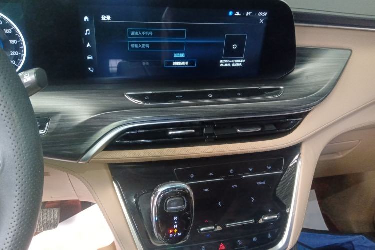 Used Buick GL8 2020 ES Land Cruiser 653T Luxury Edition
