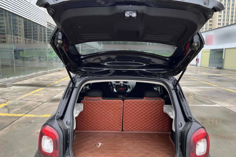 Used  forfour 2016 1.0L 52 kW Passion Edition