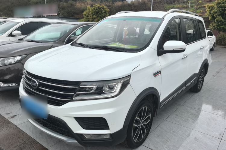 Used SWM X3 2017 1.5T Manual Fashion Model