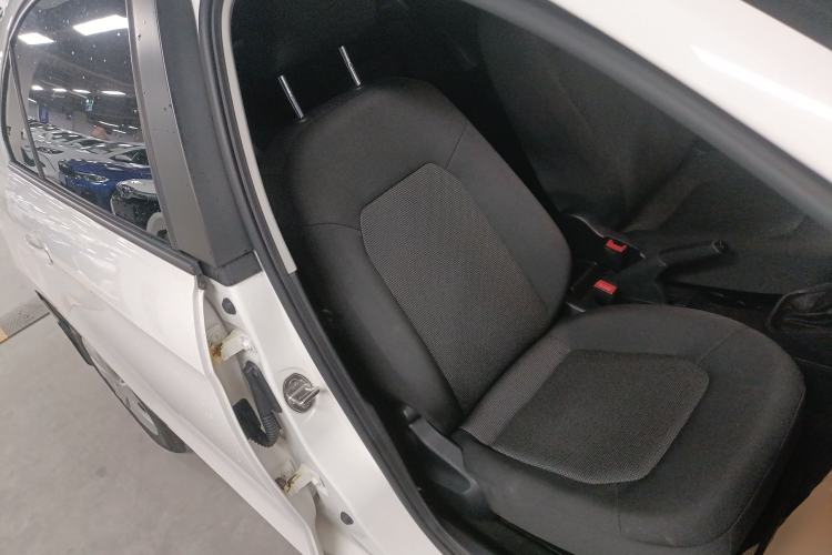 Used Volkswagen Jetta 2017 1.5L Automatic Fashion Model
