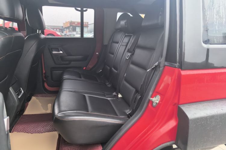 Used  BJ40 2016 40L 2.3T Automatic All-Wheel Drive Premium Edition
