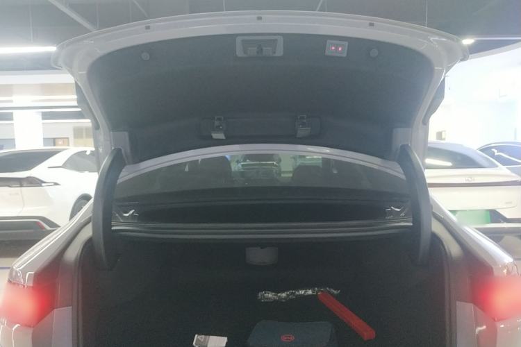 Used BYD Han 2025 EV Intelligent Driving Edition 701KM LiDAR Flagship Model
