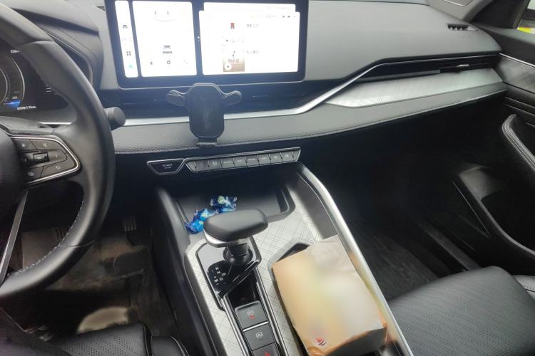 Used Geely Auto Preface 2023 2.0TD Luxury Version
