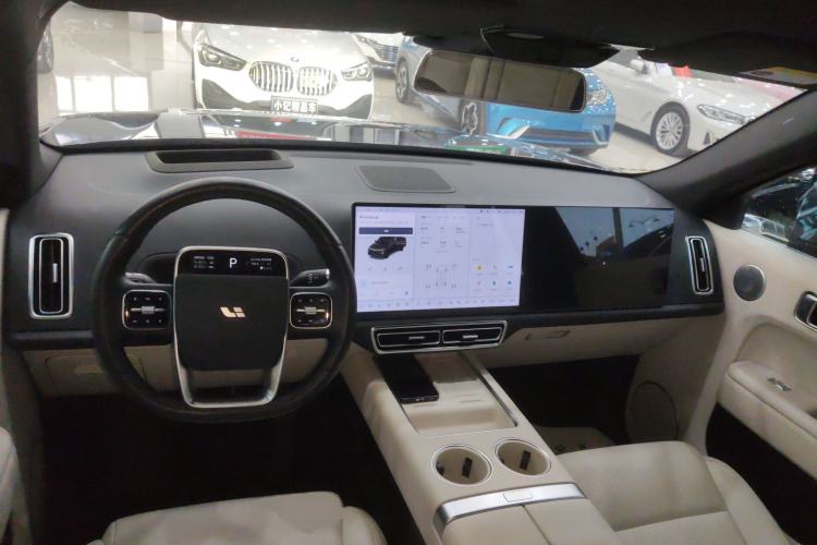 Used Li Auto L7 2024 Pro Model
