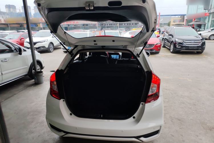 Used Honda Fit 2018 1.5L CVT Comfort Version